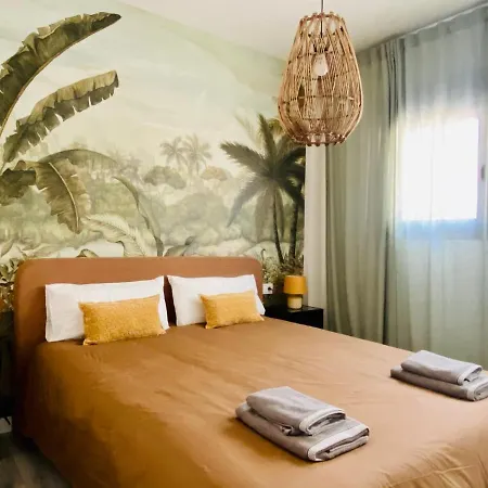 Malakatua Station, With Pool-parking * Malaga